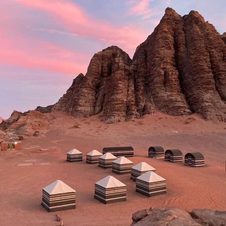 Um Sabatah Camp Hotel Wadi Rum Exterior photo