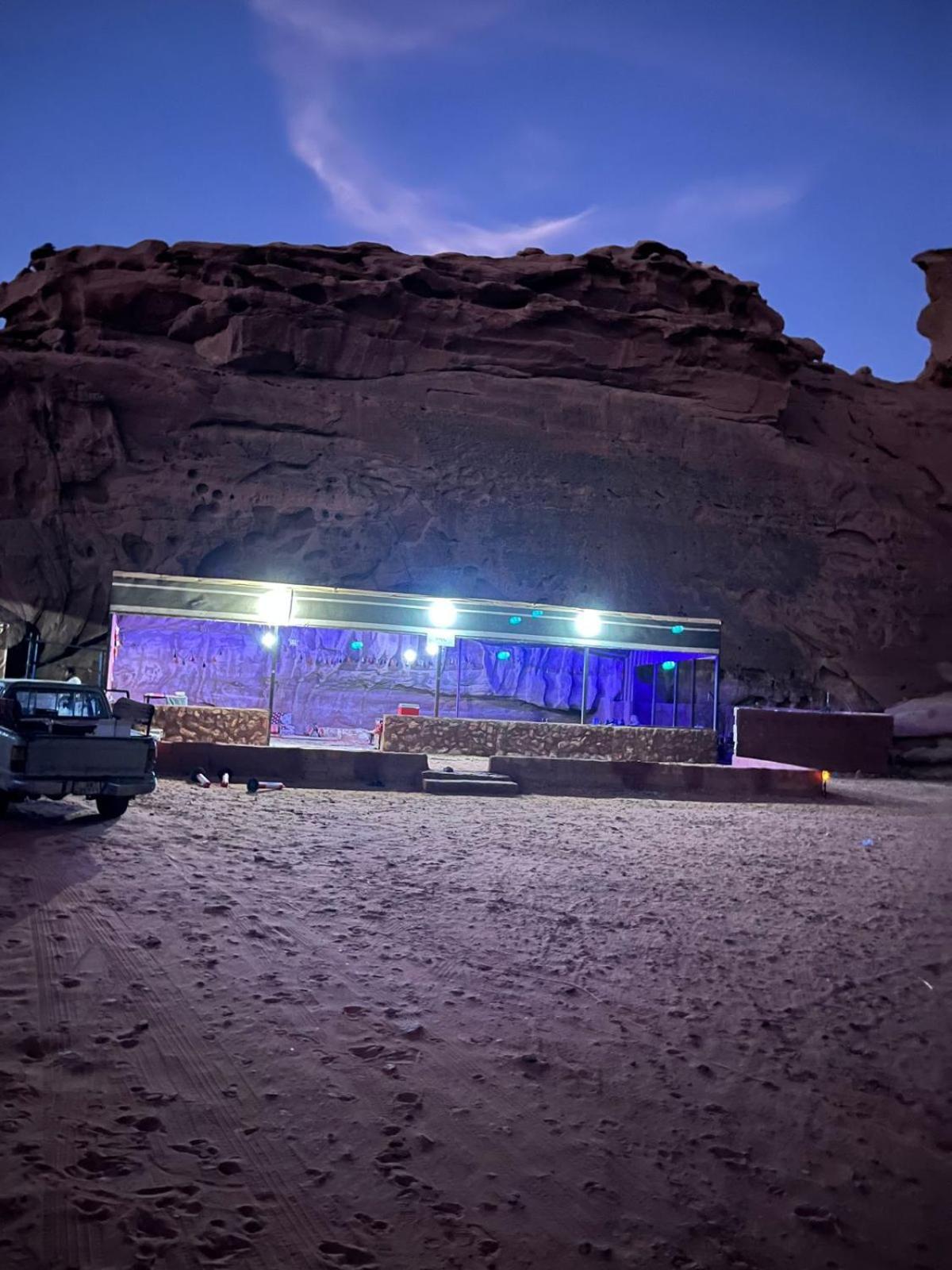 Um Sabatah Camp Hotel Wadi Rum Exterior photo