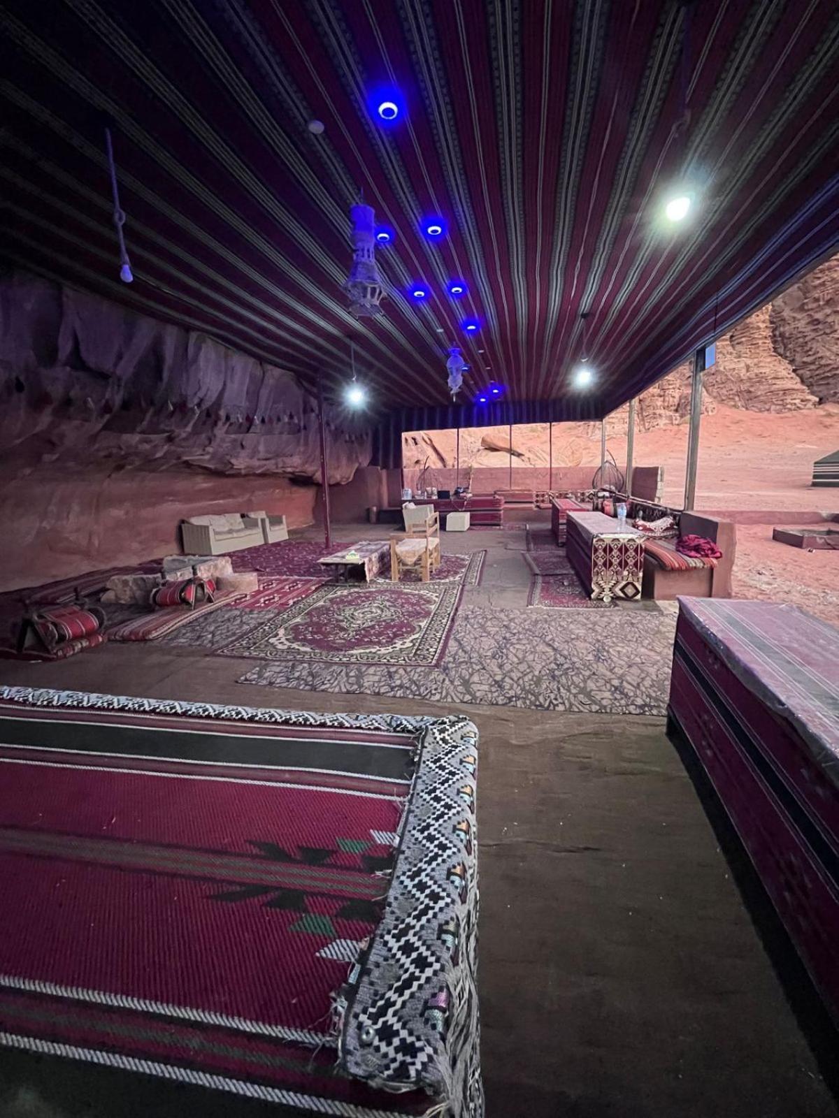 Um Sabatah Camp Hotel Wadi Rum Exterior photo