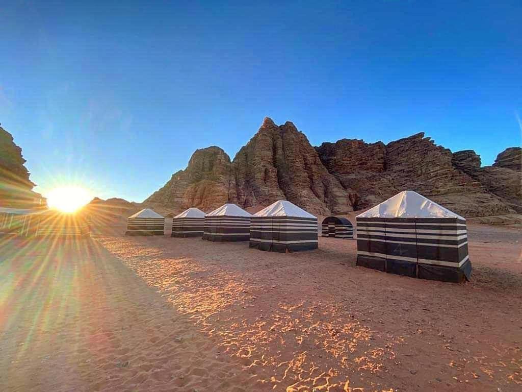 Um Sabatah Camp Hotel Wadi Rum Exterior photo
